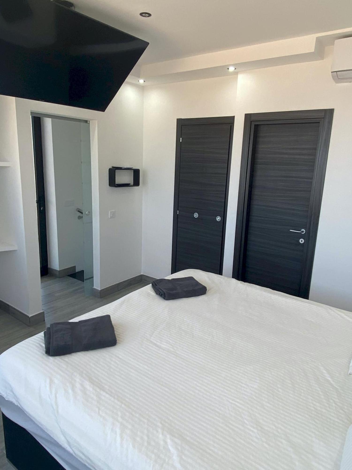Villa Poseidon Corralejo With Private Heated Pool, Sauna And Stunning Volcano Views By Amazzzing Travel Exteriér fotografie