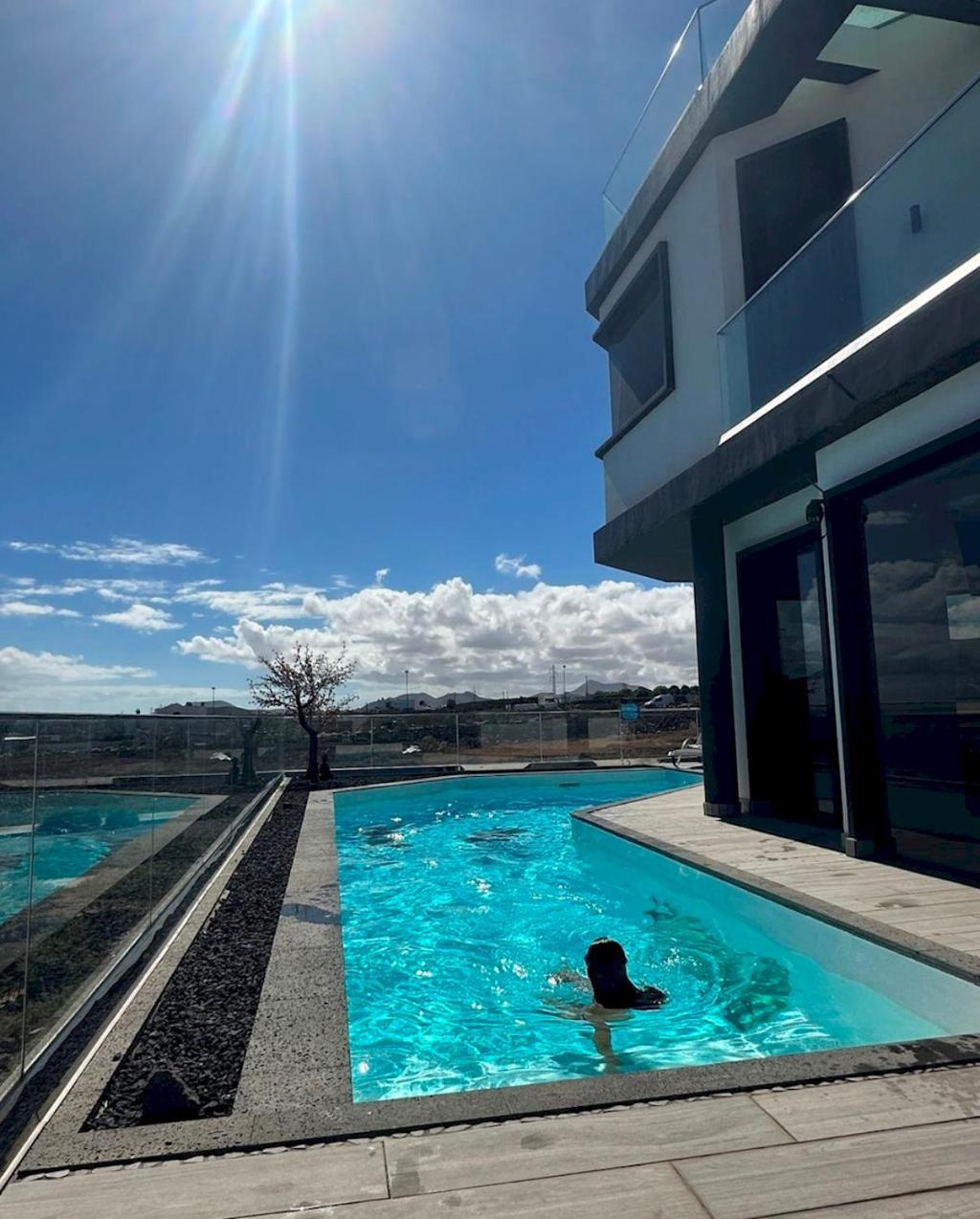 Villa Poseidon Corralejo With Private Heated Pool, Sauna And Stunning Volcano Views By Amazzzing Travel Exteriér fotografie